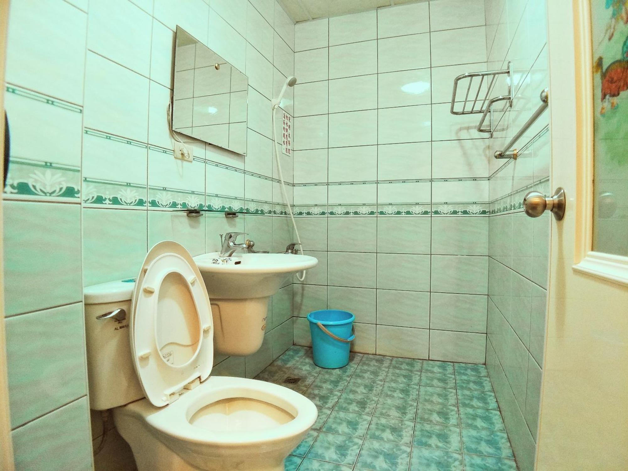 Sun Moon Lake Fisherman Homestay Yuchi Rom bilde