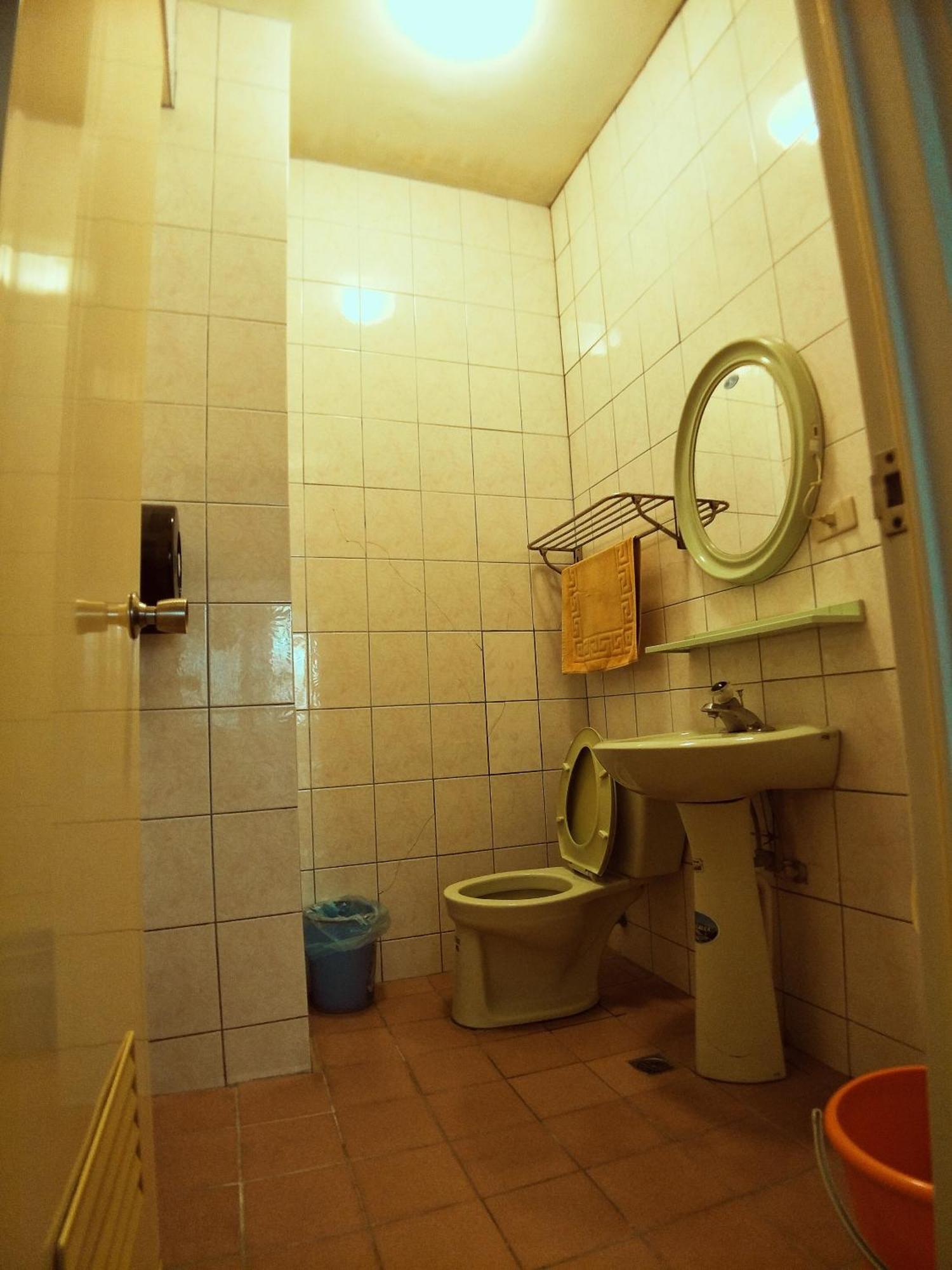 Sun Moon Lake Fisherman Homestay Yuchi Rom bilde