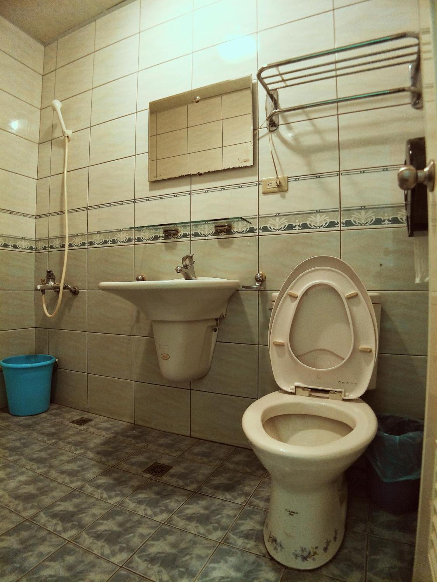 Sun Moon Lake Fisherman Homestay Yuchi Rom bilde