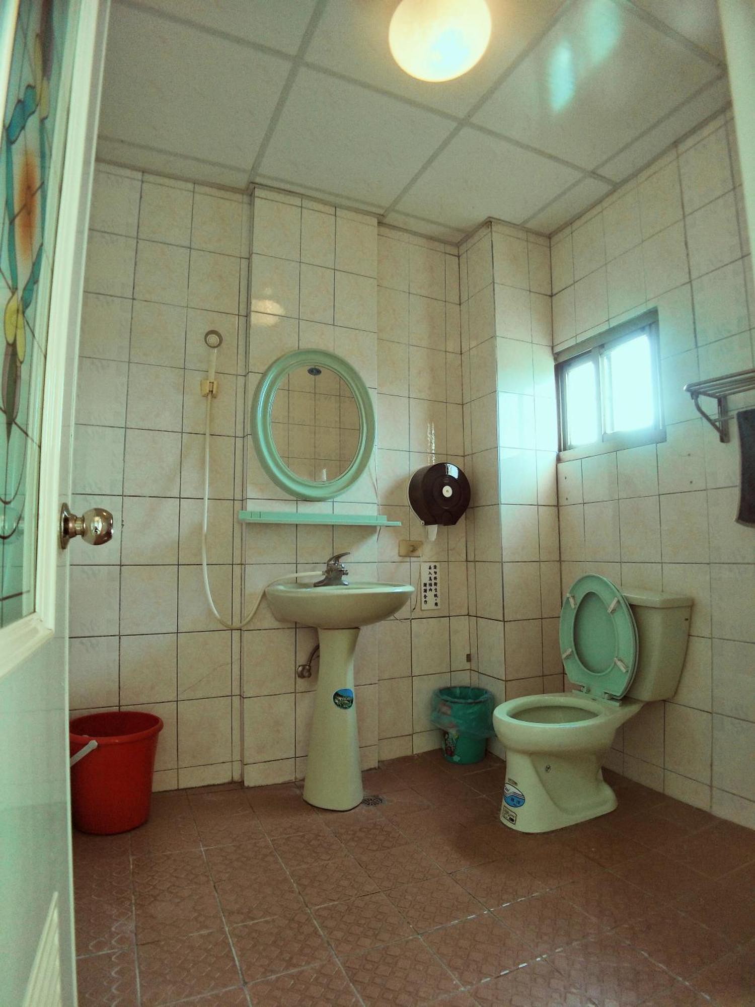Sun Moon Lake Fisherman Homestay Yuchi Rom bilde