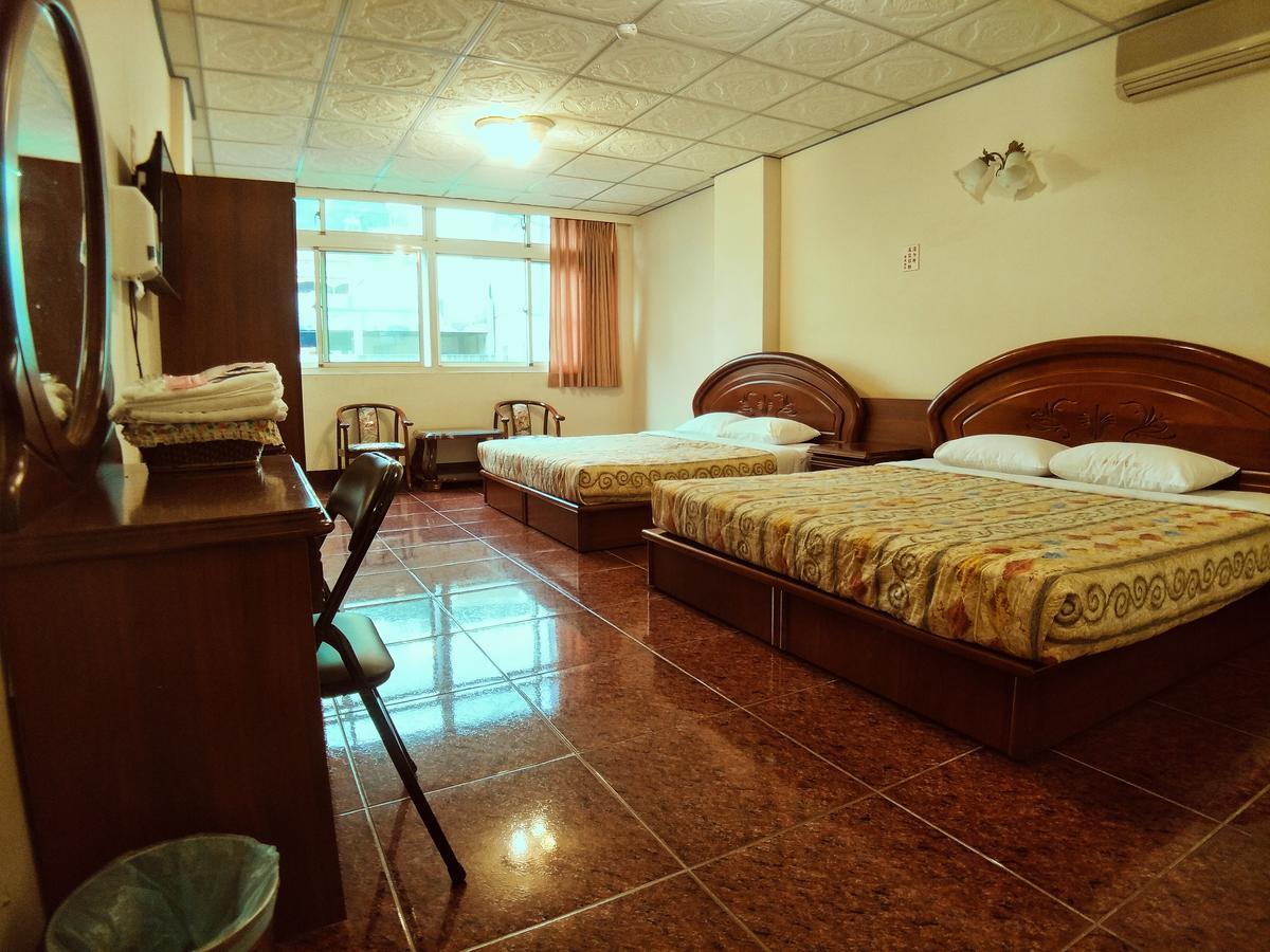 Sun Moon Lake Fisherman Homestay Yuchi Eksteriør bilde