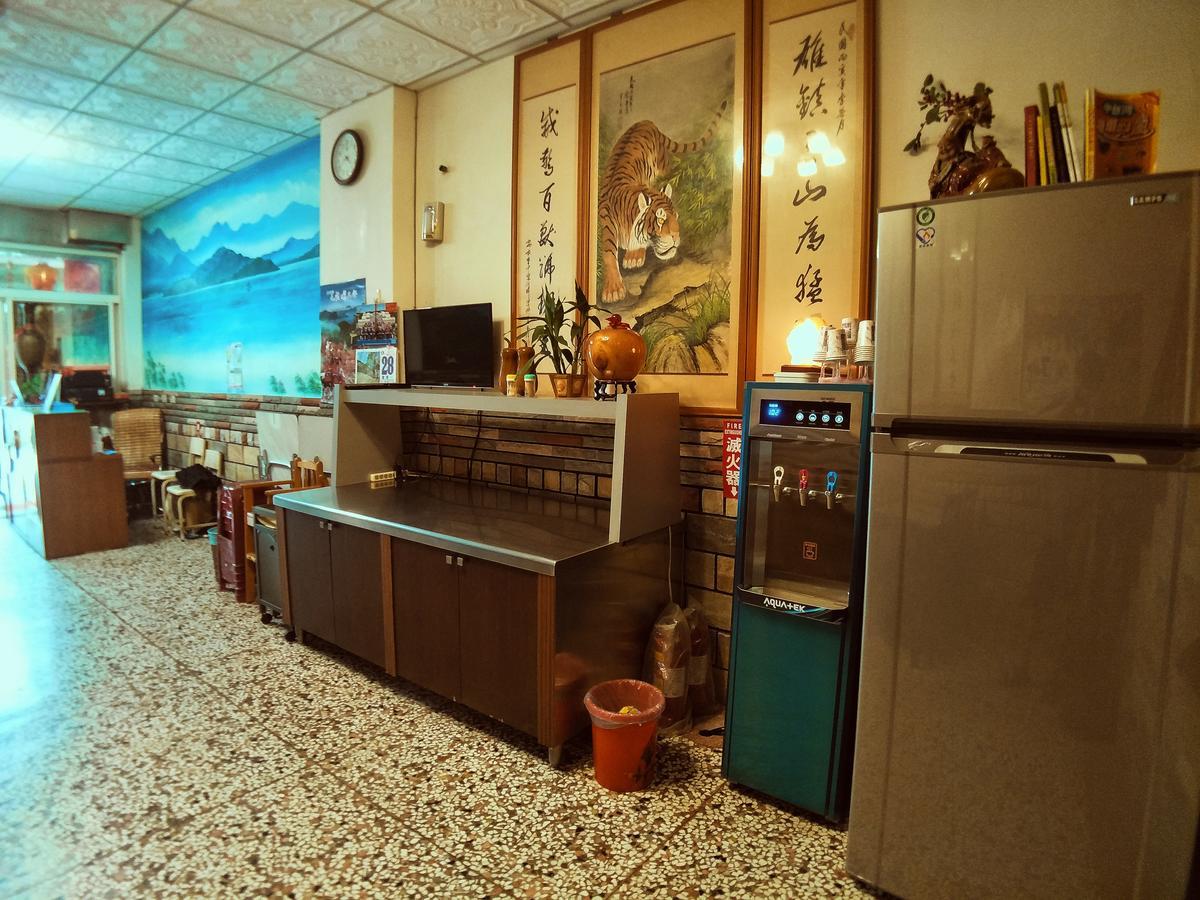 Sun Moon Lake Fisherman Homestay Yuchi Eksteriør bilde